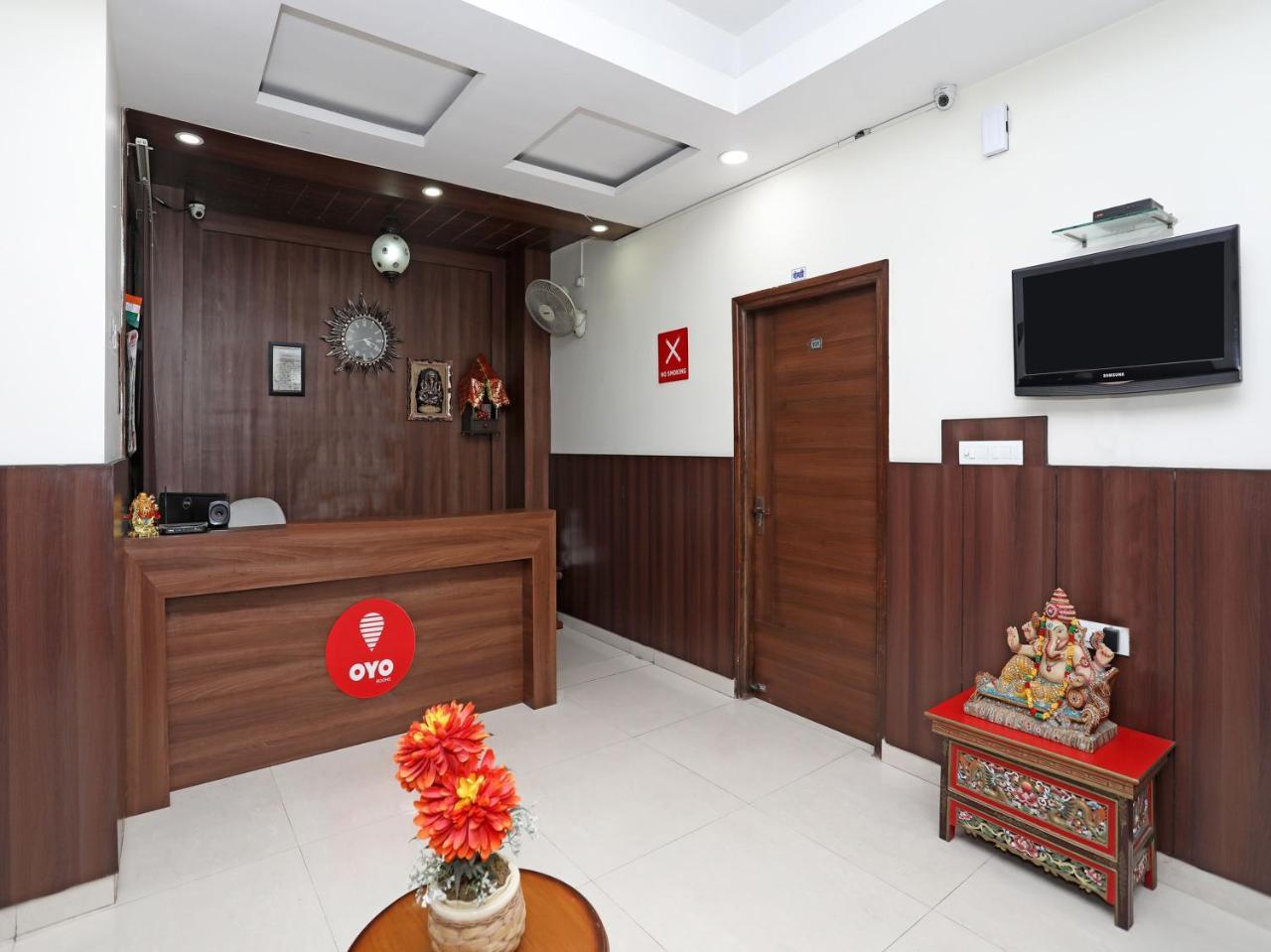 Oyo 680 Hotel Ranjana Heritage Lucknow Zewnętrze zdjęcie